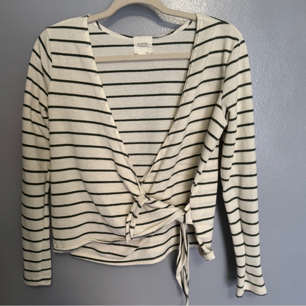 Harper Heritage Green Stripe V Neck Top‎